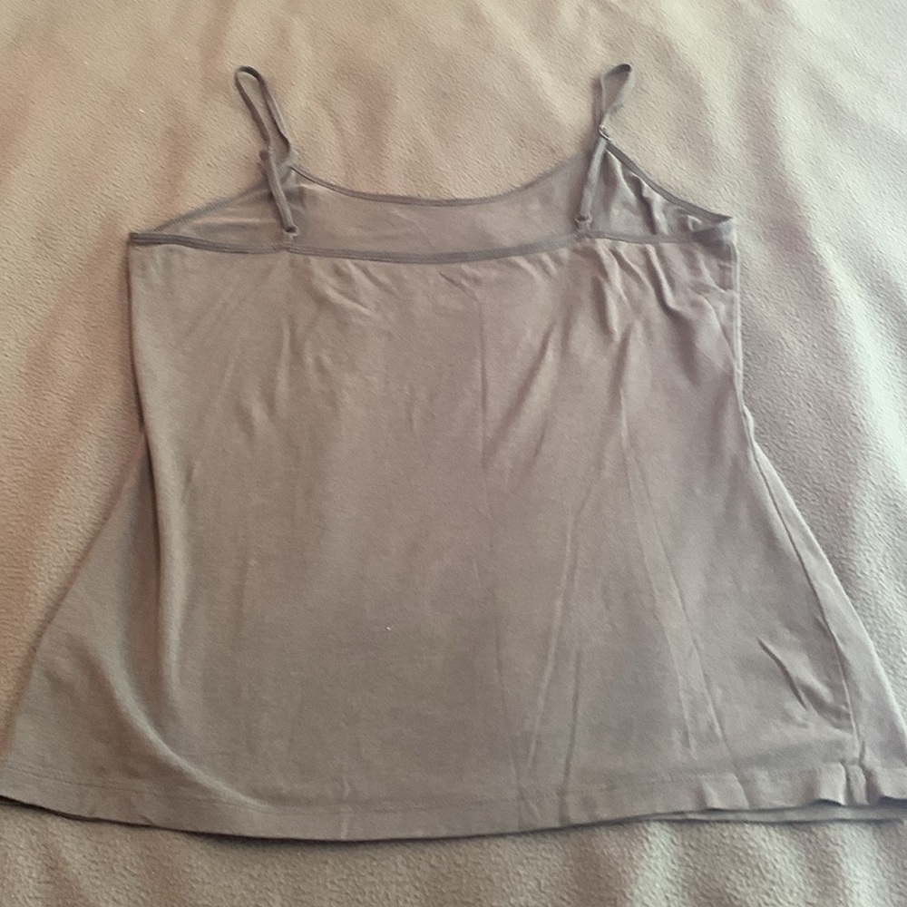 a.n.a army green tank top. Adjustable straps. Size Large - Picture 3 of 9